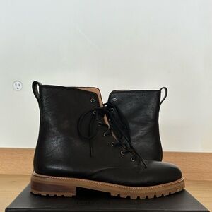 Madewell lace up boots in black size 9